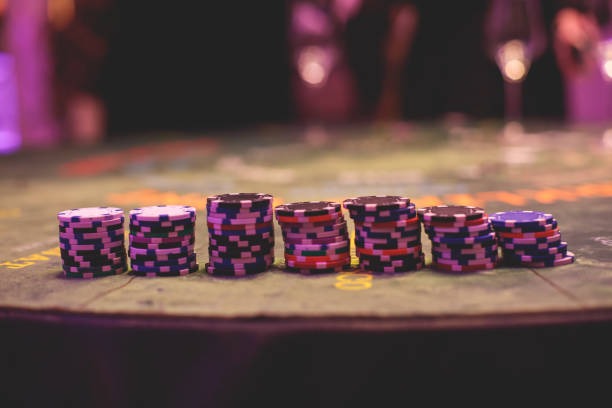 Card dealing sequence in No Commission Baccarat